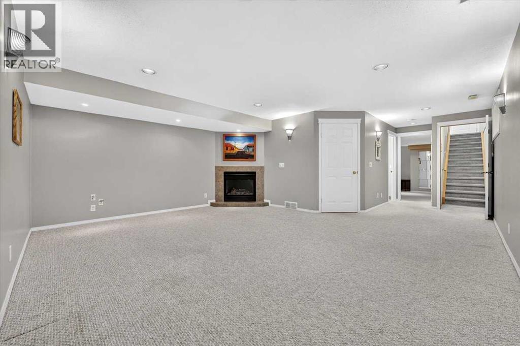 26 Saddlemead Way Ne Property Photo 30