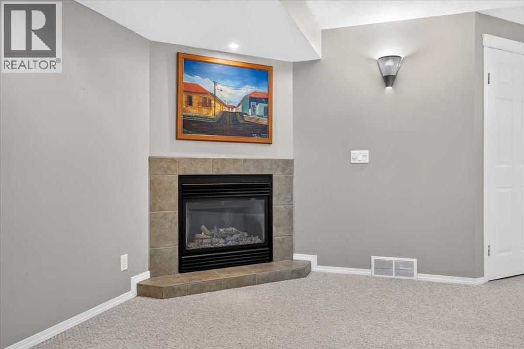26 Saddlemead Way Ne Property Photo 31
