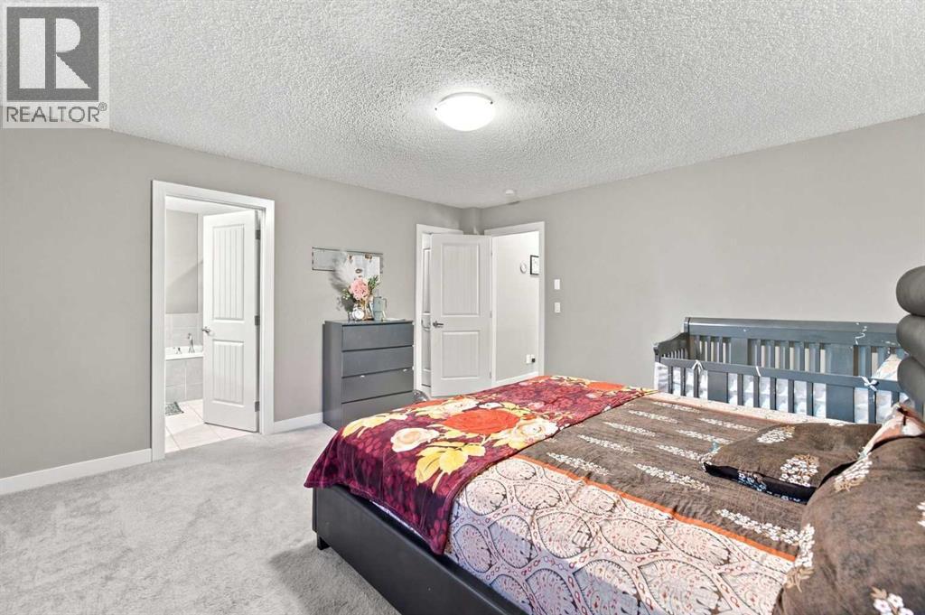 242 Savanna Close Ne Property Photo 23