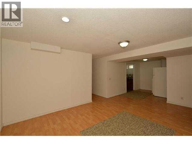 371 Whiteview Road Ne Property Photo 7