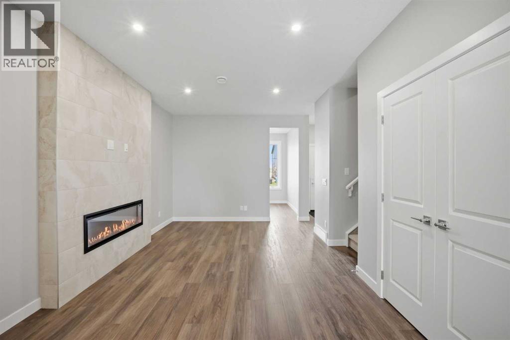 8561 Huxbury Drive Ne Property Photo 8