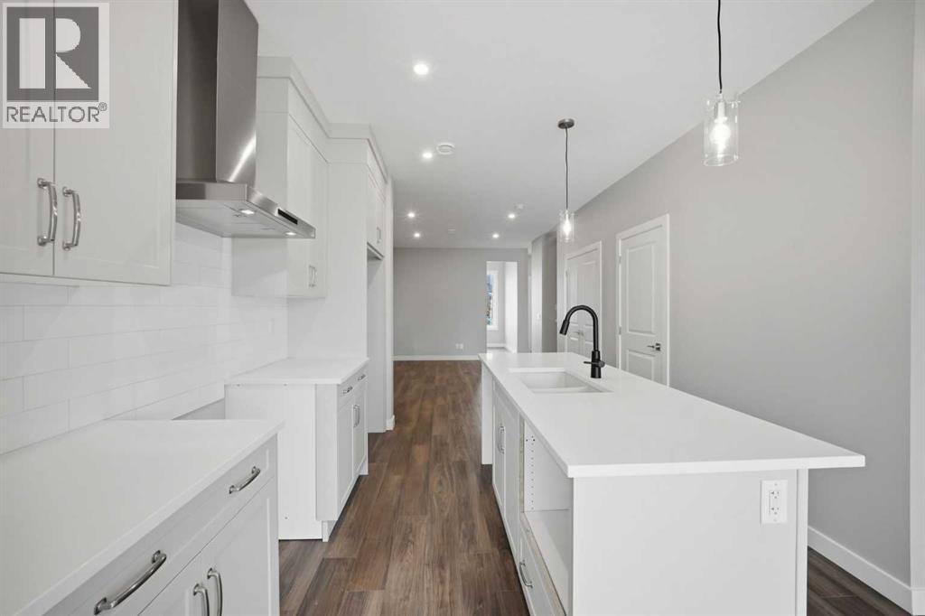 8561 Huxbury Drive Ne Property Photo 12
