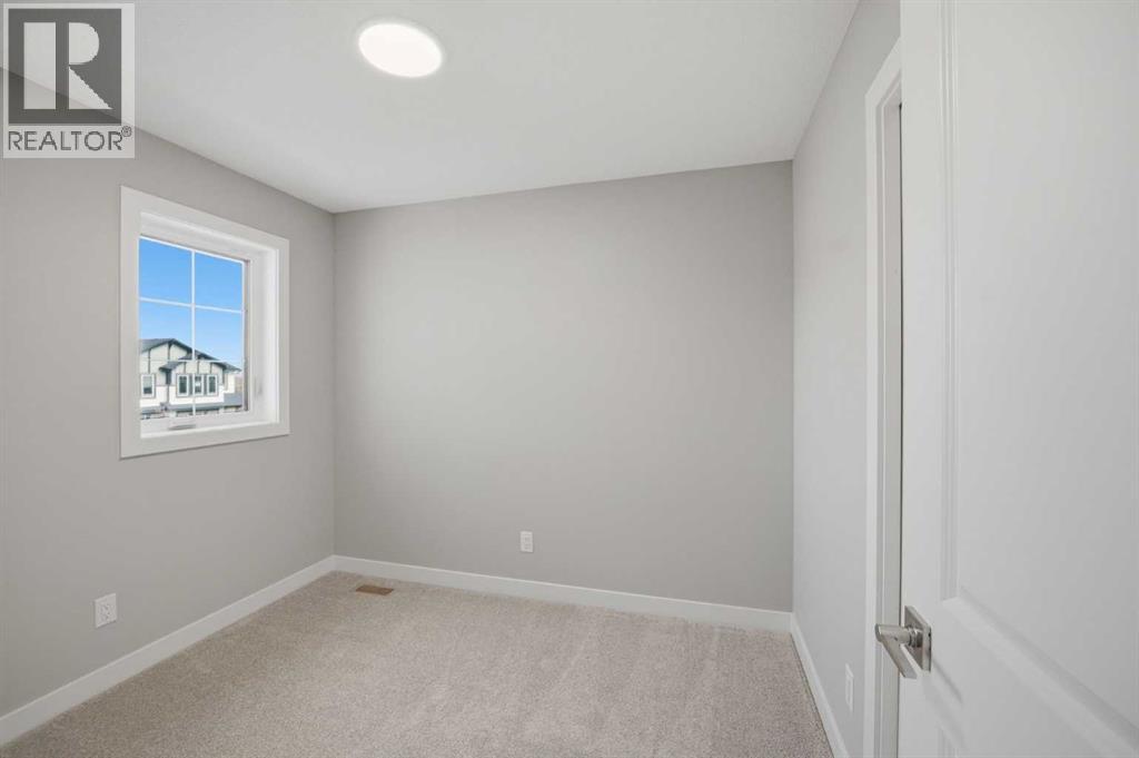 8561 Huxbury Drive Ne Property Photo 25