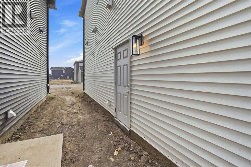 8561 Huxbury Drive Ne Property Photo 37