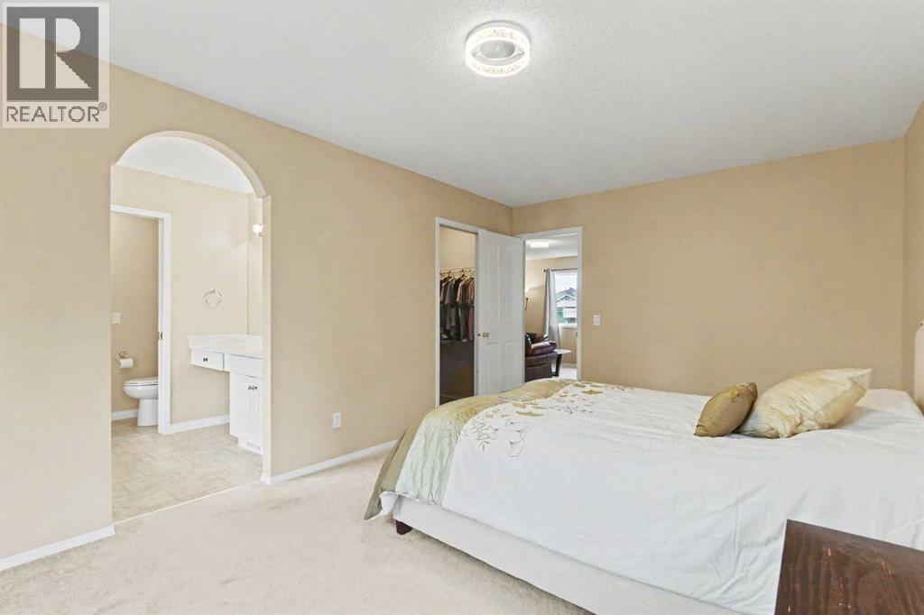436 Rocky Ridge Bay Nw Property Photo 17