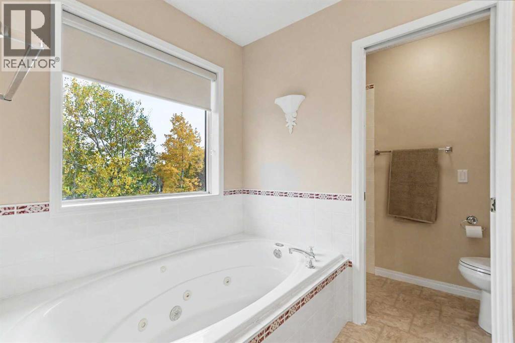 436 Rocky Ridge Bay Nw Property Photo 19