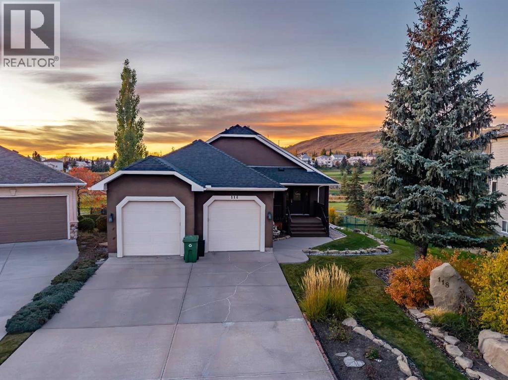 118 Gleneagles View Property Photo 2