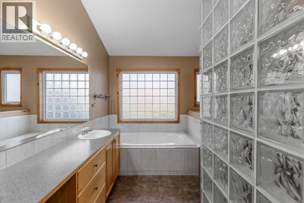 118 Gleneagles View Property Photo 22