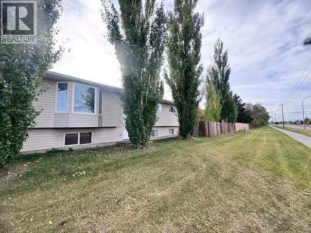 3512 57 Avenue Property Photo 3