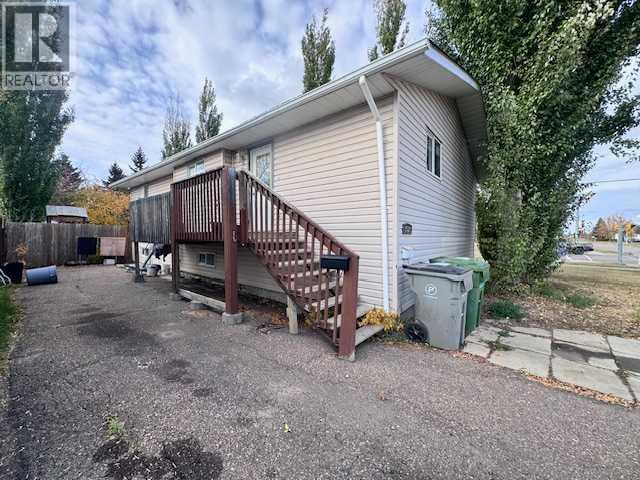 3512 57 Avenue Property Photo 5