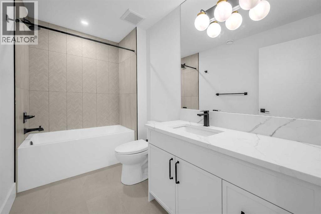 2428 36 Street Sw Property Photo 44