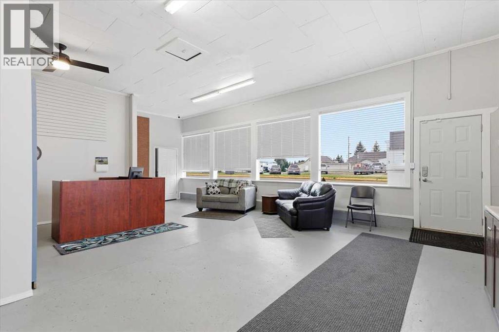 4839 Hankin Street Property Photo 4
