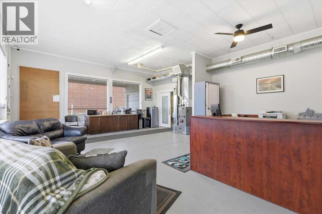 4839 Hankin Street Property Photo 5
