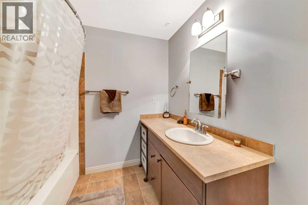 4102 69 Avenue Property Photo 25
