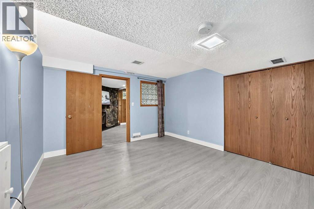 2208 Capitol Hill Crescent Nw Property Photo 31