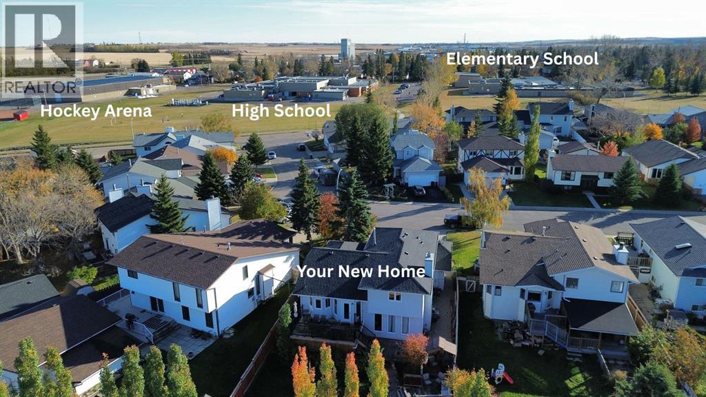 94 Athabasca Crescent Property Photo 3
