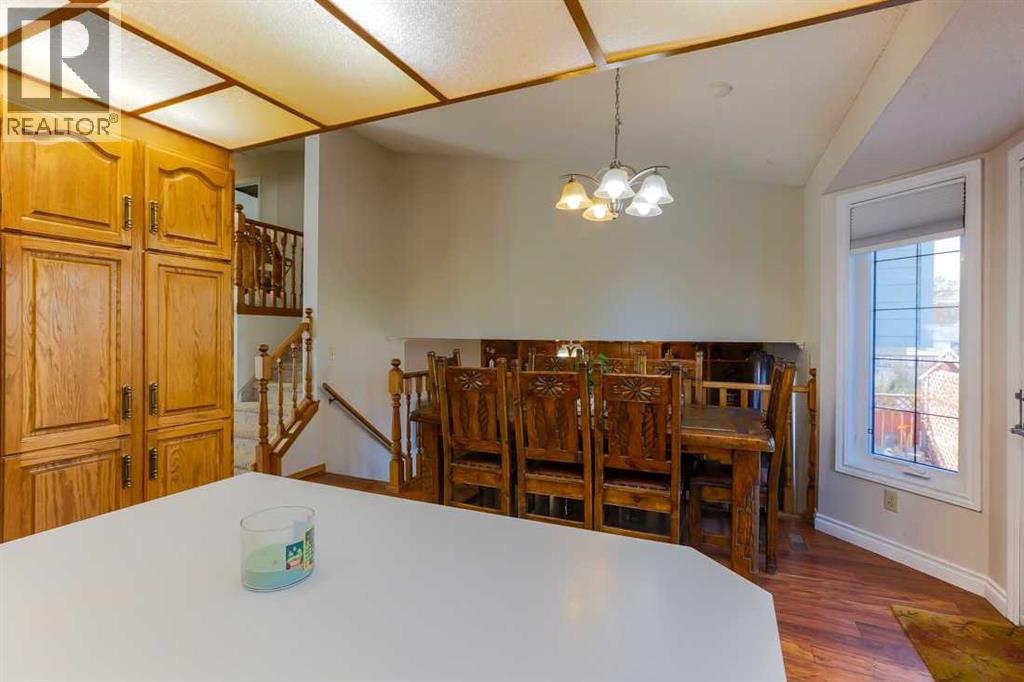 94 Athabasca Crescent Property Photo 8