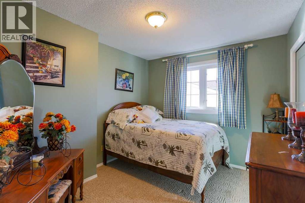 94 Athabasca Crescent Property Photo 13