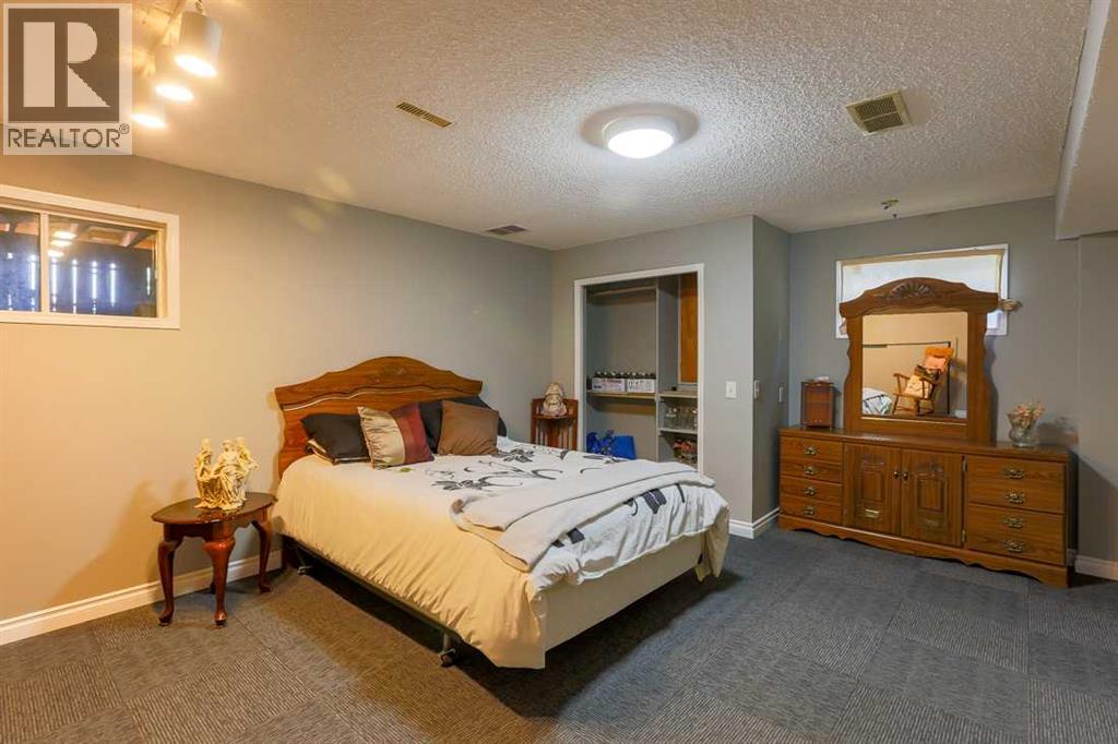 94 Athabasca Crescent Property Photo 25