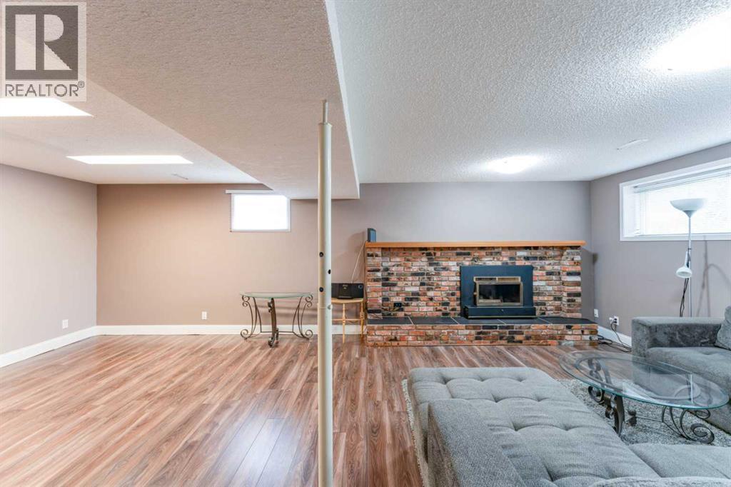 680 Wallace Drive Property Photo 29