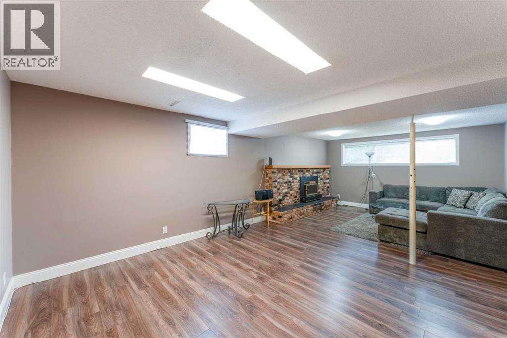 680 Wallace Drive Property Photo 30