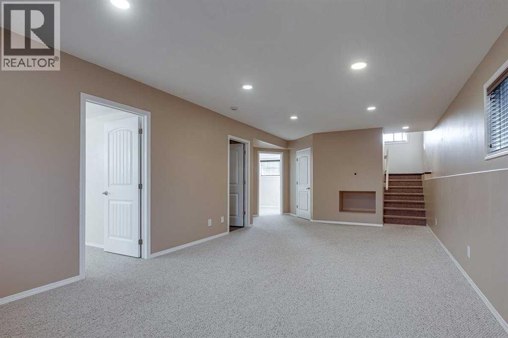 48 Vanson Close Property Photo 14
