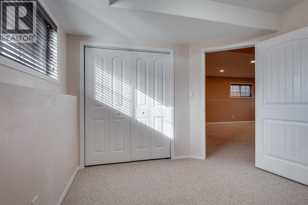 48 Vanson Close Property Photo 18