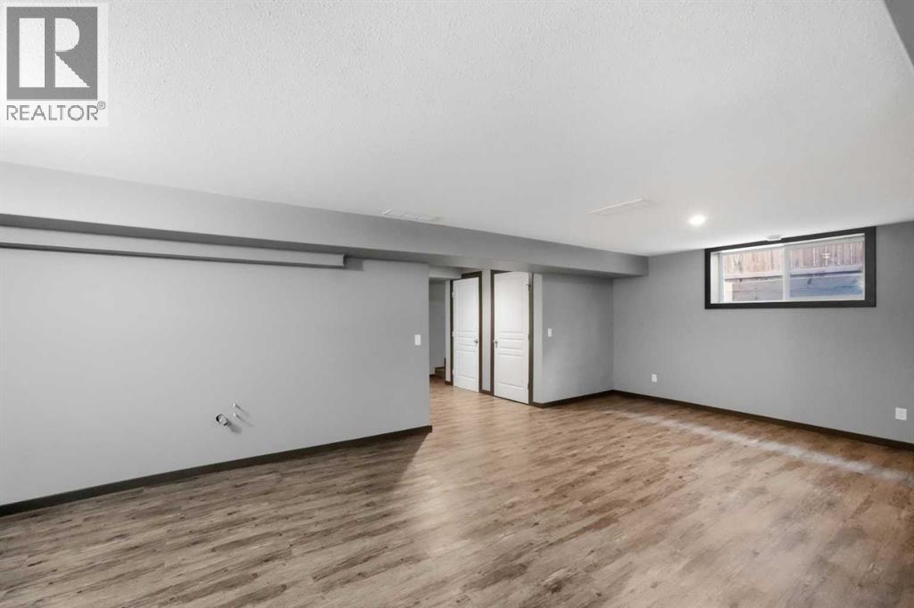 77 Aztec Crescent Property Photo 26