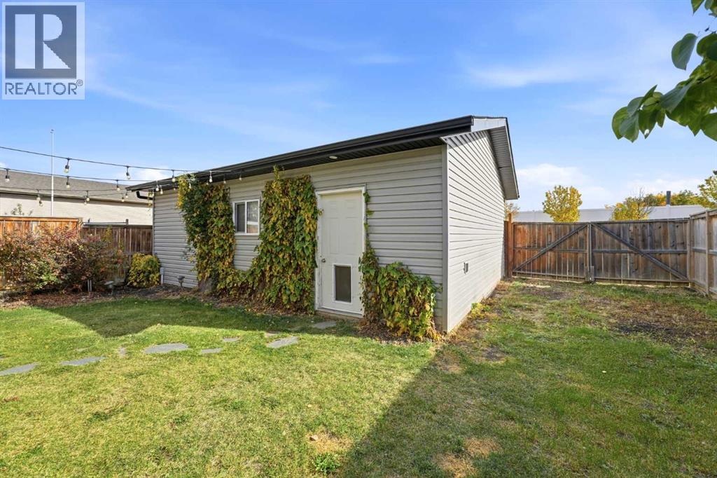 77 Aztec Crescent Property Photo 34