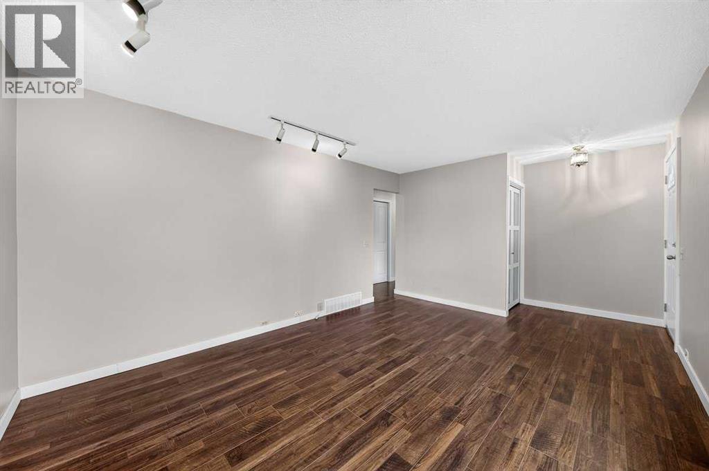 255 Huntridge Way Ne Property Photo 7