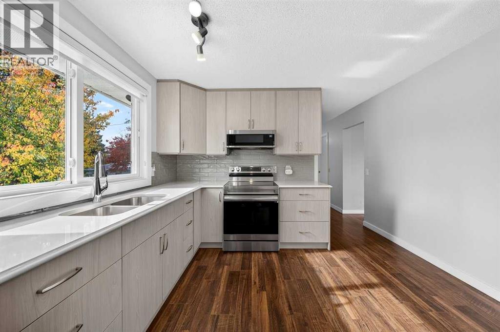 255 Huntridge Way Ne Property Photo 12
