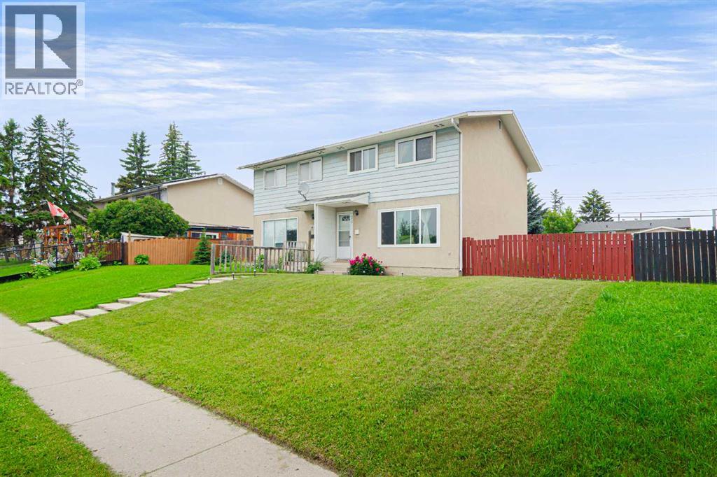 5412 14 Avenue Se Property Photo 2