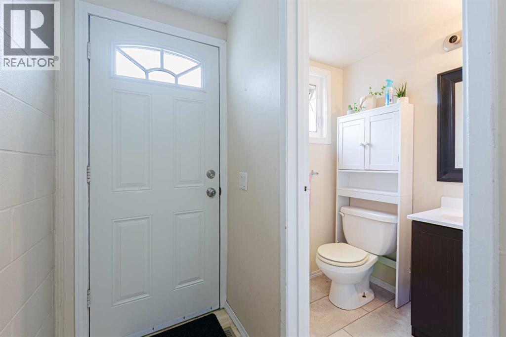 5412 14 Avenue Se Property Photo 13