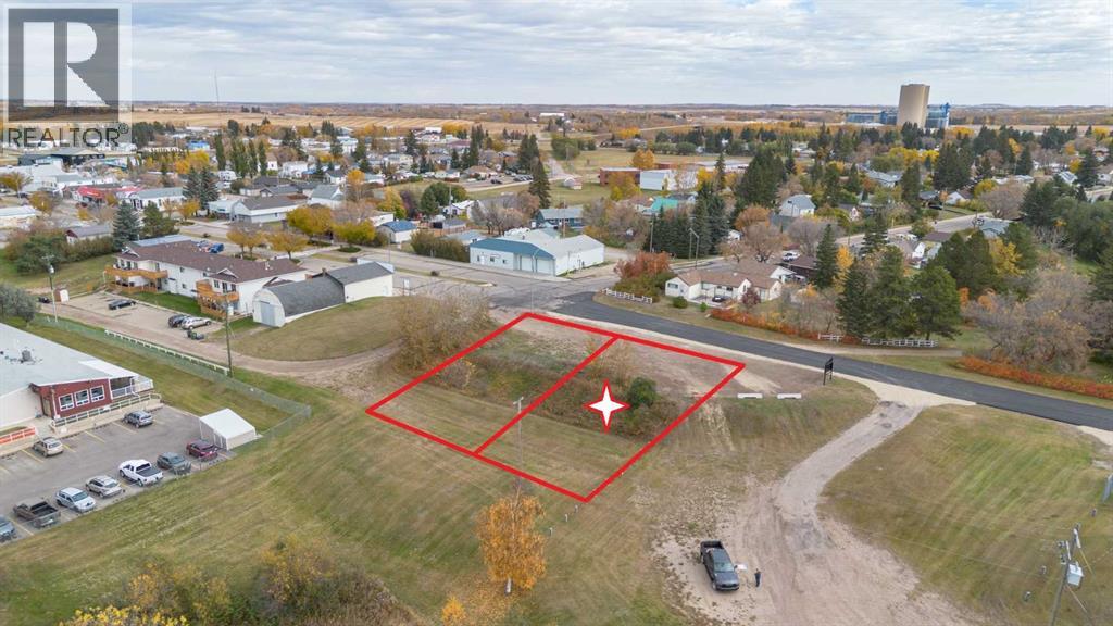 4812 50 Street Property Photo 2