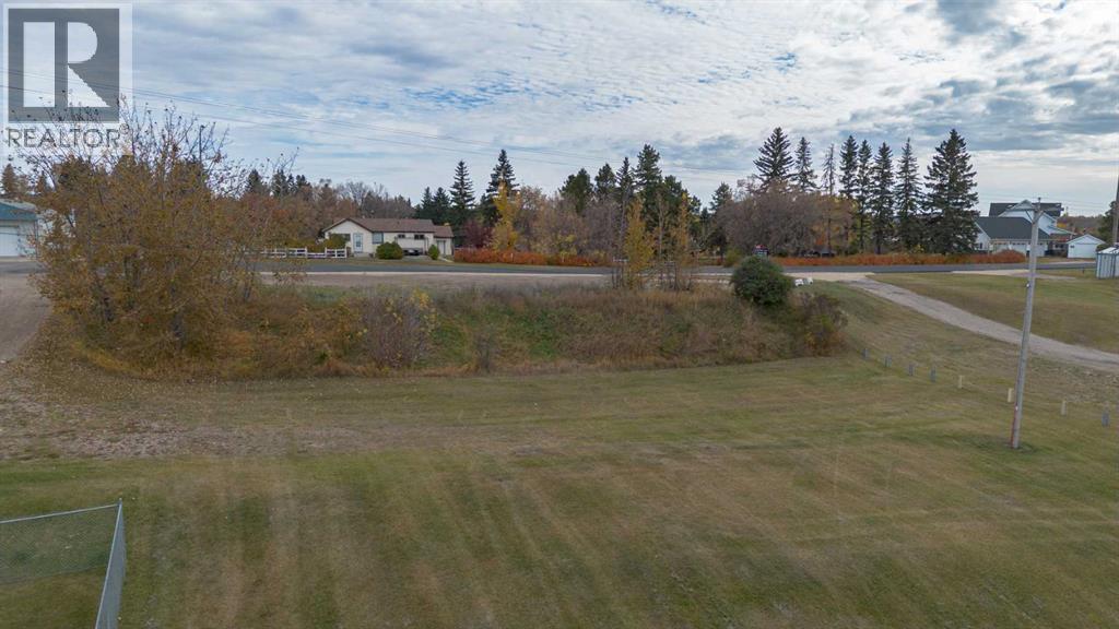 4812 50 Street Property Photo 15