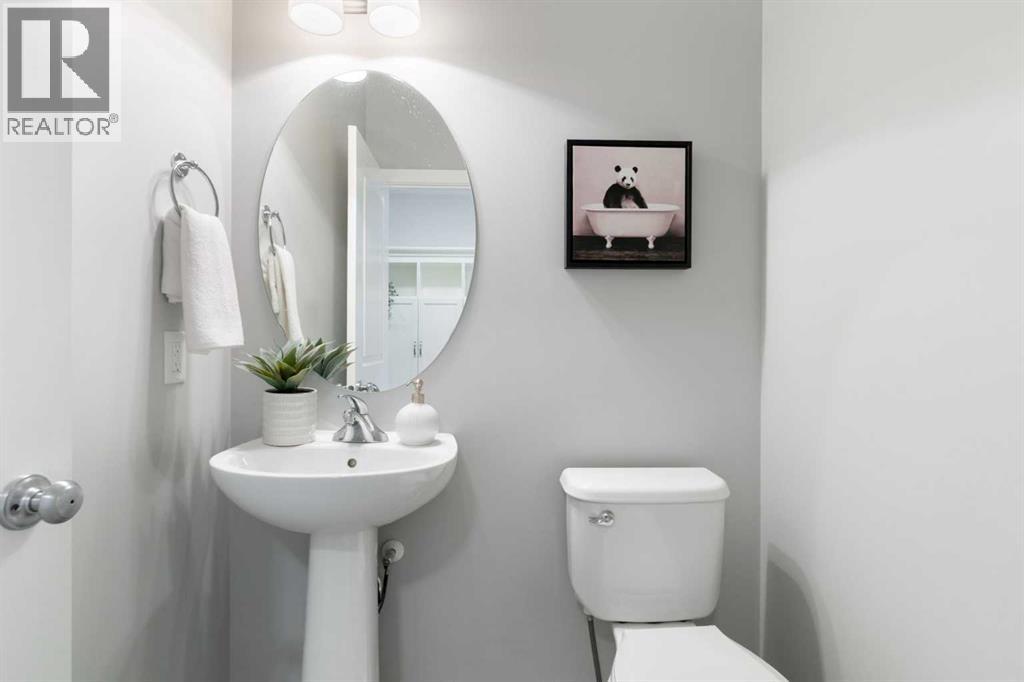 70 Canals Close Sw Property Photo 6
