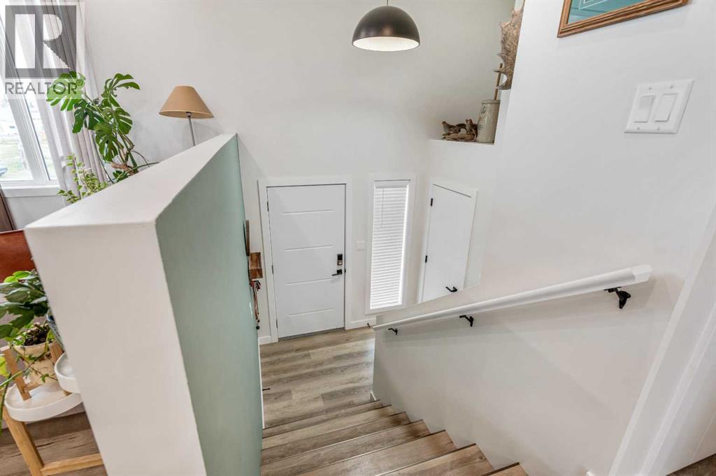 158 9 Street Property Photo 5