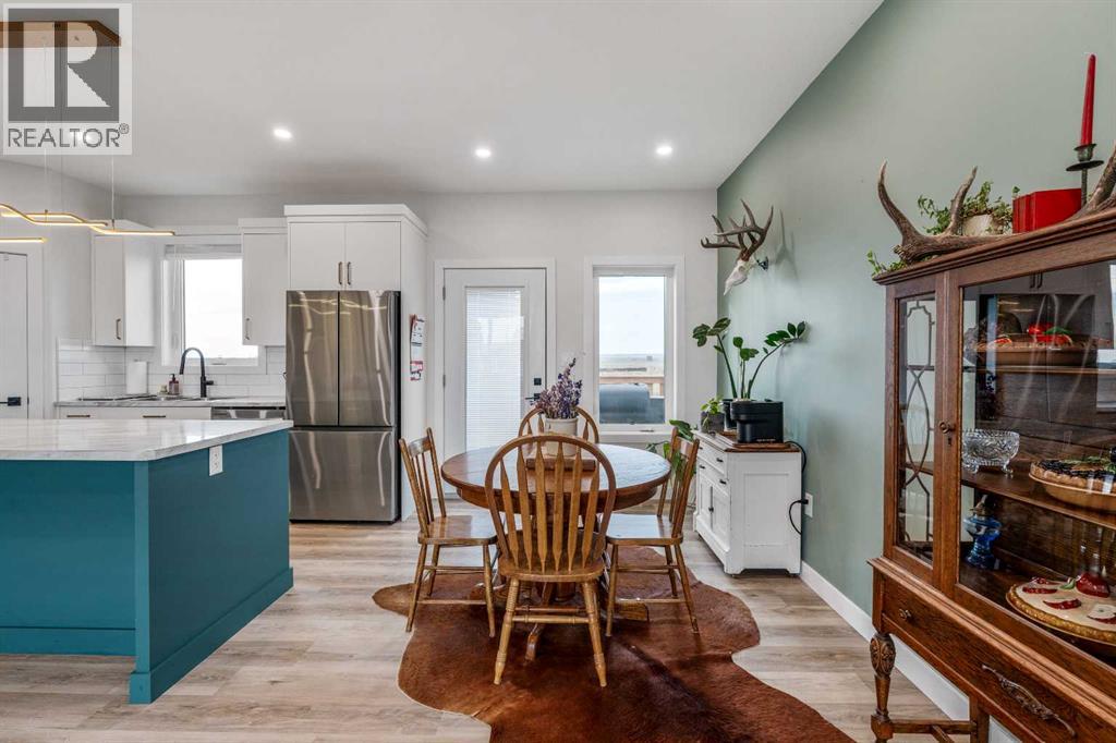 158 9 Street Property Photo 11