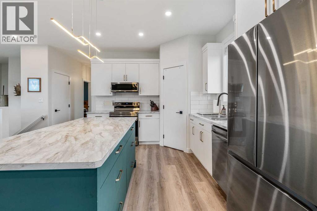 158 9 Street Property Photo 14