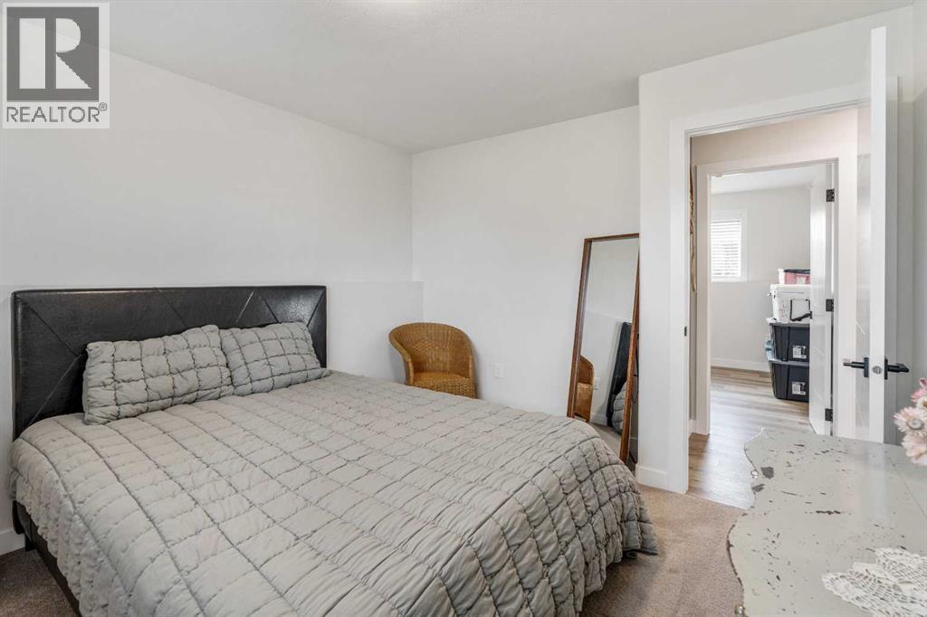 158 9 Street Property Photo 34