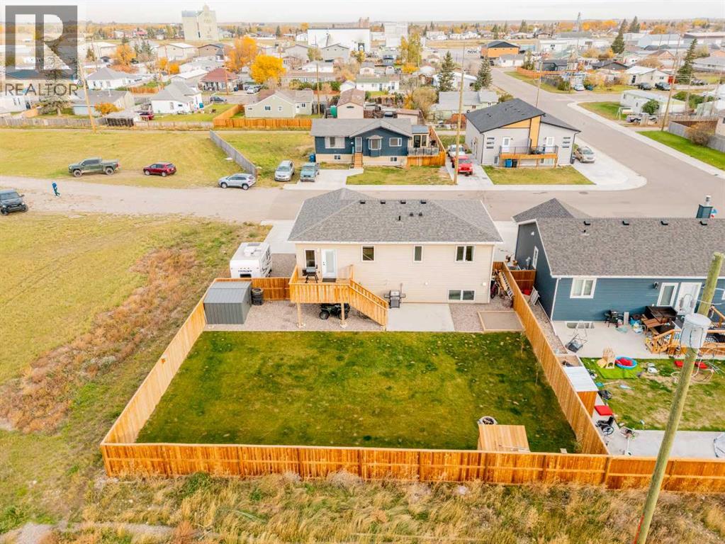 158 9 Street Property Photo 46