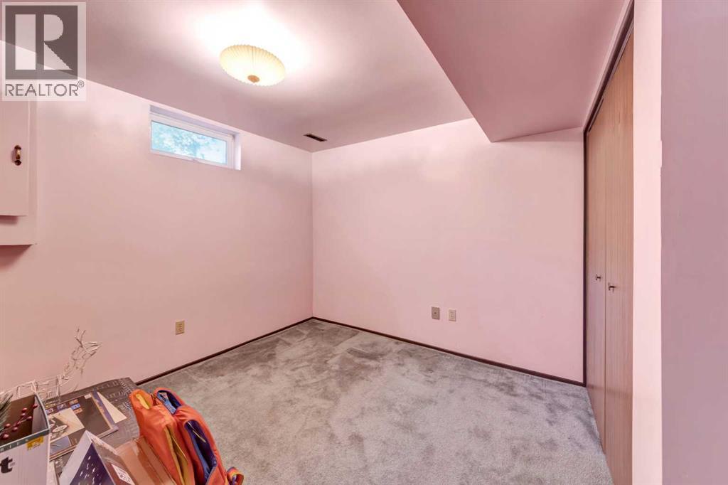 3401 47 Avenue Property Photo 19