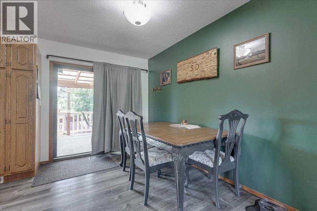 43 Oak Street Property Photo 11