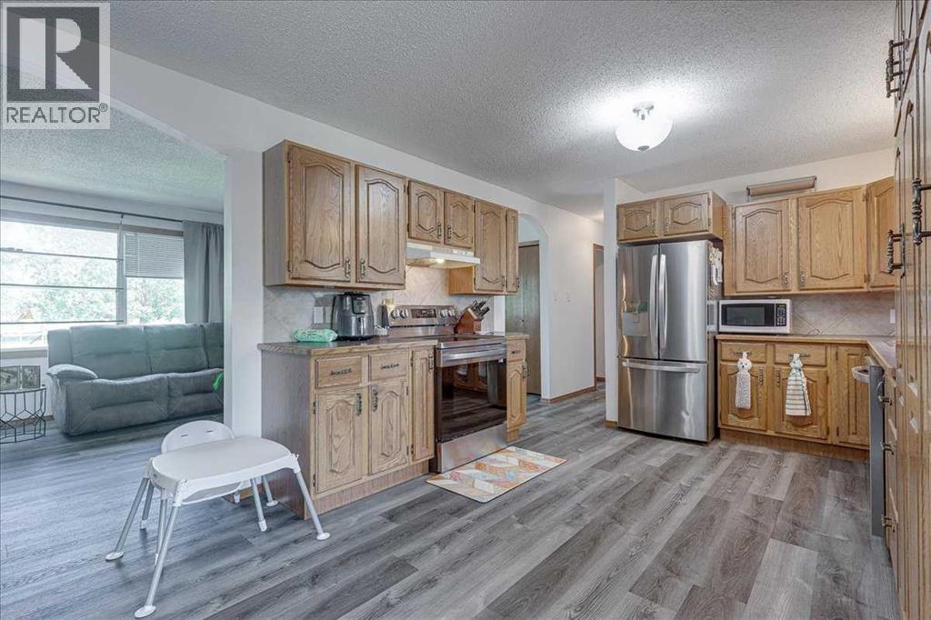 43 Oak Street Property Photo 13