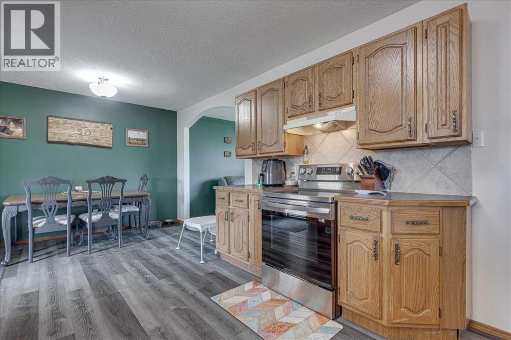 43 Oak Street Property Photo 14