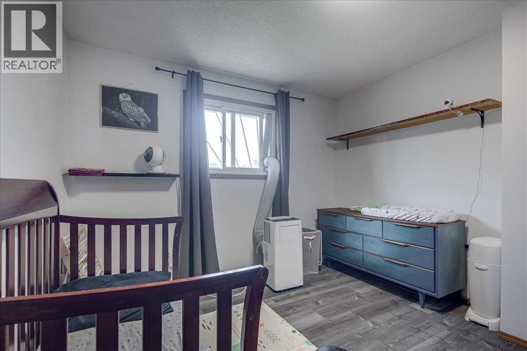 43 Oak Street Property Photo 18
