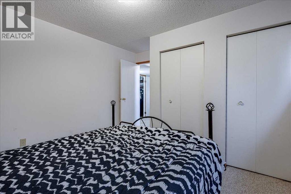 43 Oak Street Property Photo 26