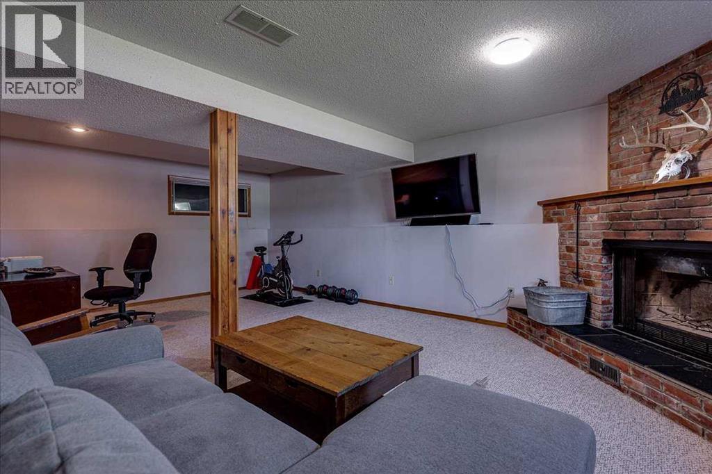 43 Oak Street Property Photo 30