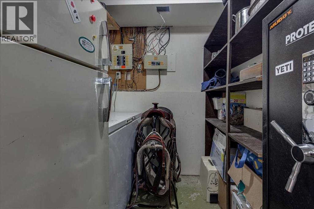 43 Oak Street Property Photo 31