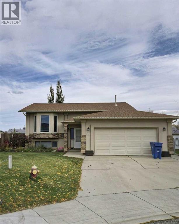 20 Mt Backus Place W Property Photo 1